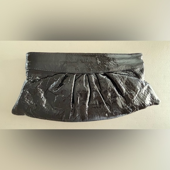 LAUREN MERKIN | Louise Glossy, clutch purse.